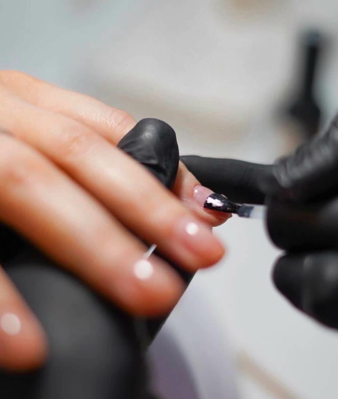 Dépose vernis semi permanent + soin Mademois'ELLE Lily