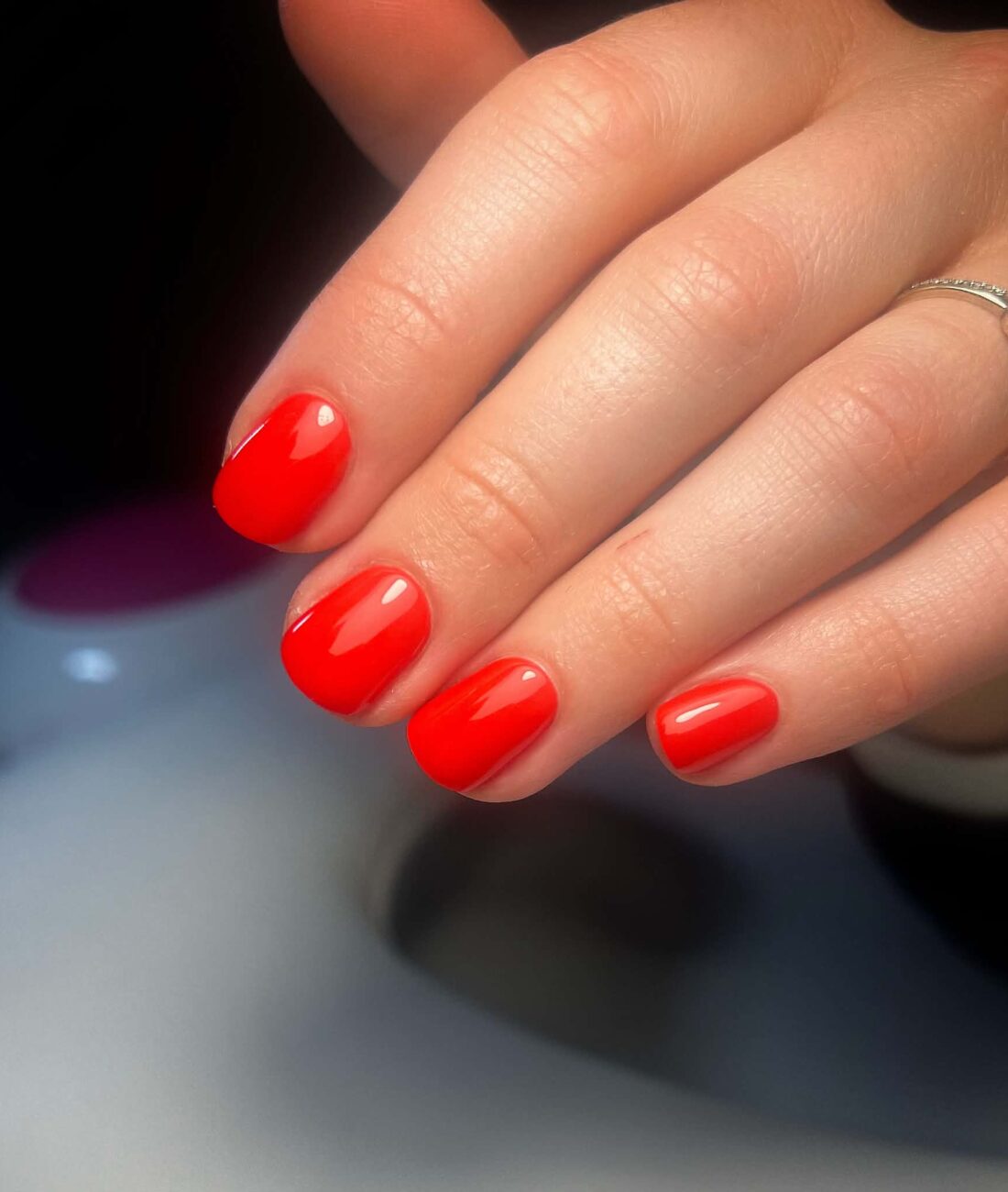 Pose de vernis semi permanent mains Mademois'ELLE Lily